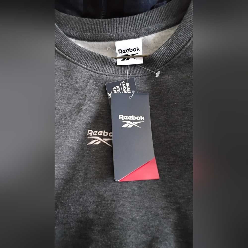 Reebok Womans Drop Shoulder Dark Gray Crewneck Sweatshirt‎ Size XL - Picture 2 of 2